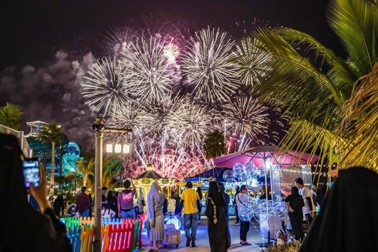 ENJOY AN EXCITING FIREWORKS DISPLAY