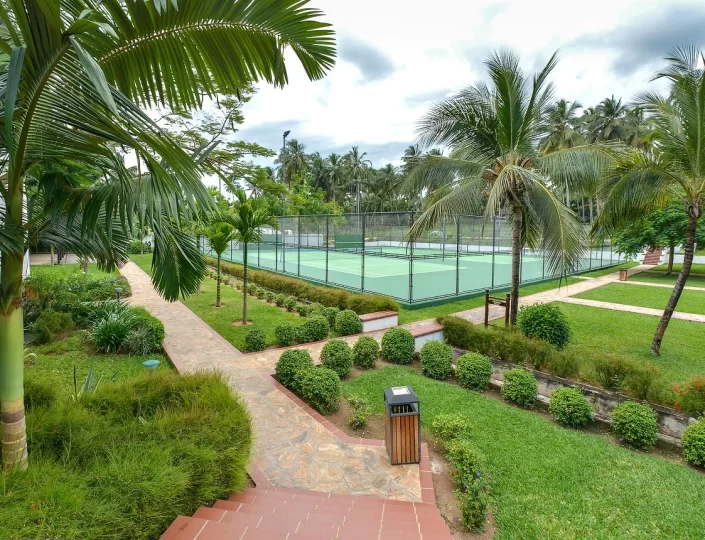 zanzibar-sea-cliff-5